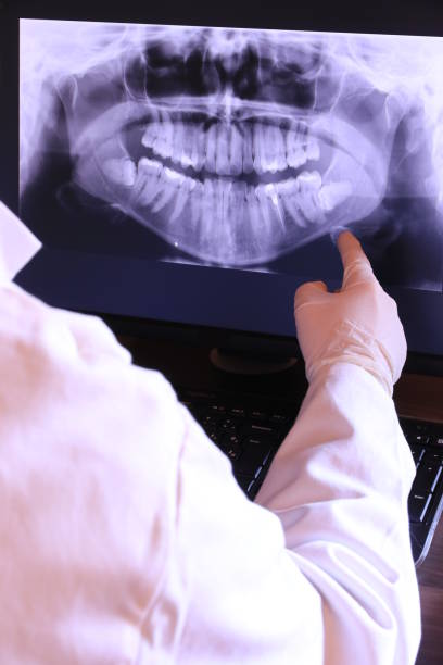  Mccom, MS Emergency Dentist Pros