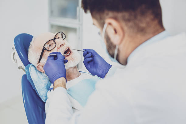 Best Emergency Tooth Extraction in Mccom, MS